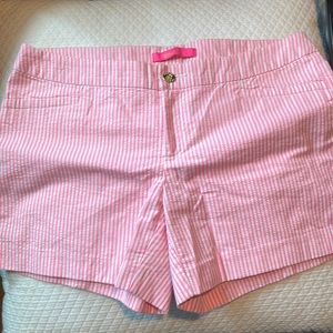 Lilly Pulitzer pink Tropics size 6 kelly short